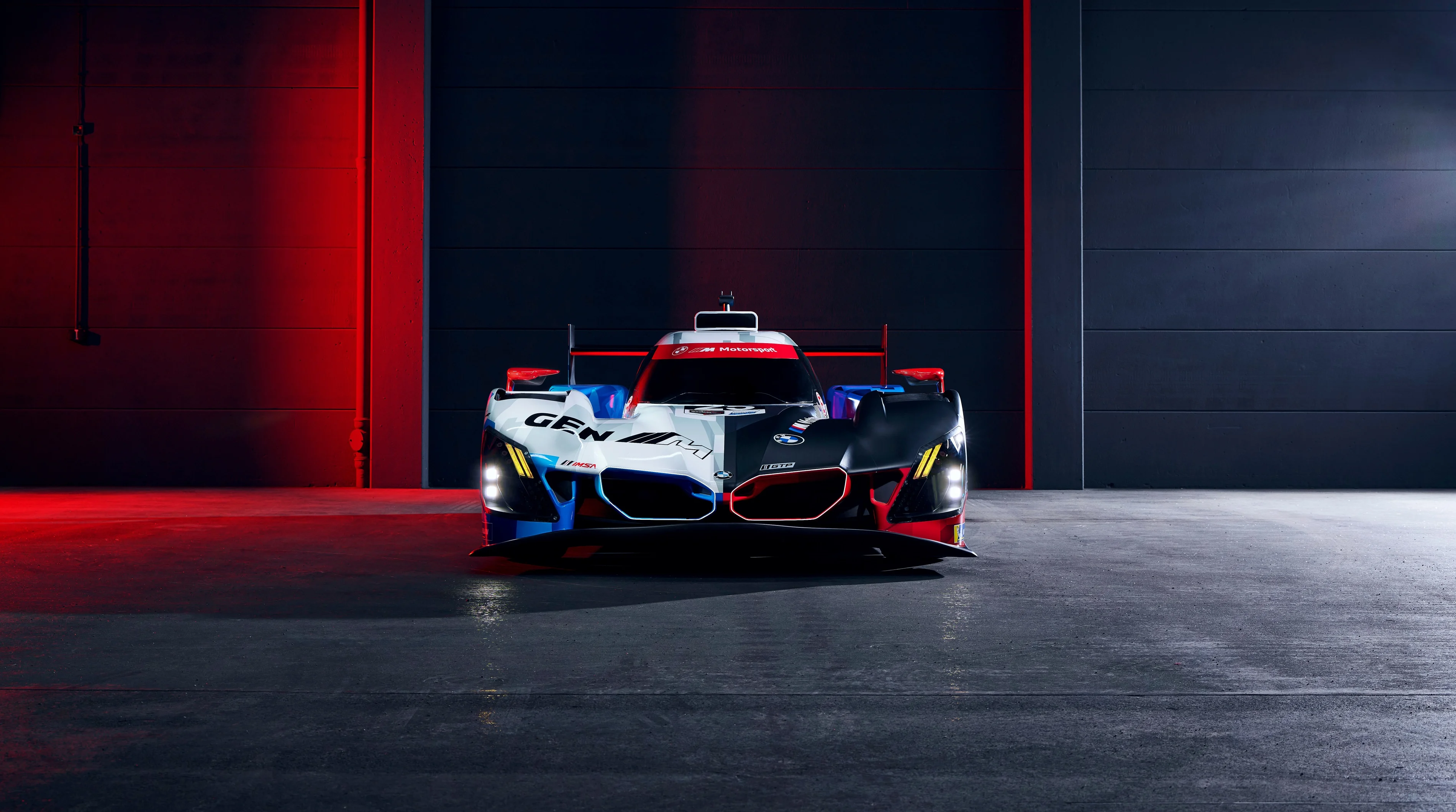 Bmw M Hybrid V8 8K